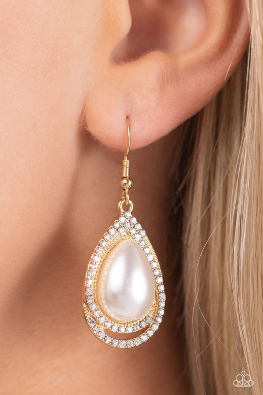 Effortless Elegance - Gold Earrings ✨ Paparazzi Accessories